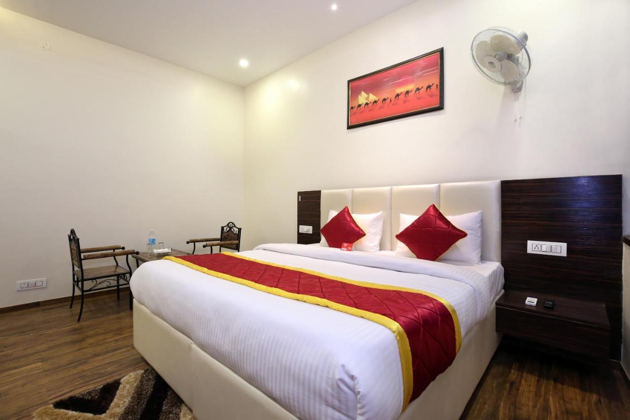 Oyo 9159 Hotel Royal Woodslark Zirakpur Exteriér fotografie