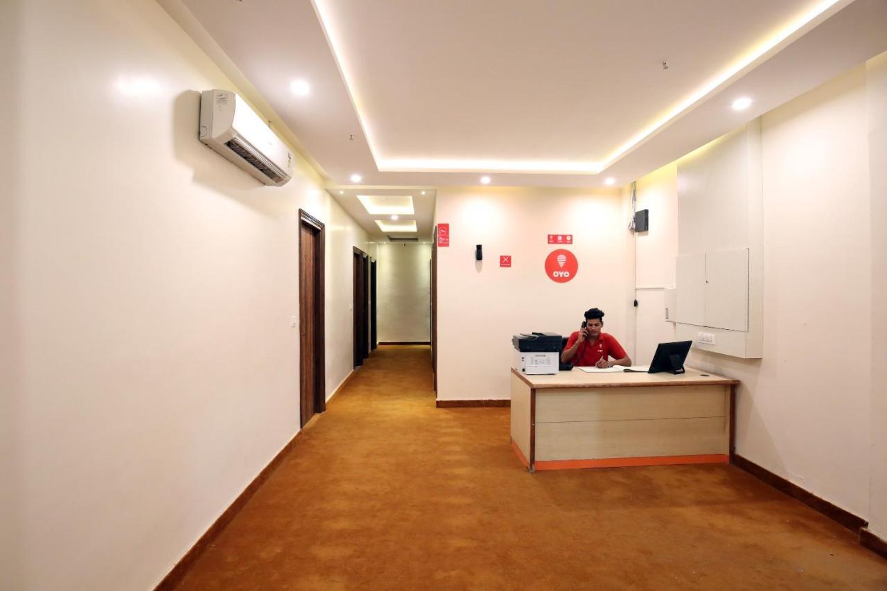 Oyo 9159 Hotel Royal Woodslark Zirakpur Exteriér fotografie